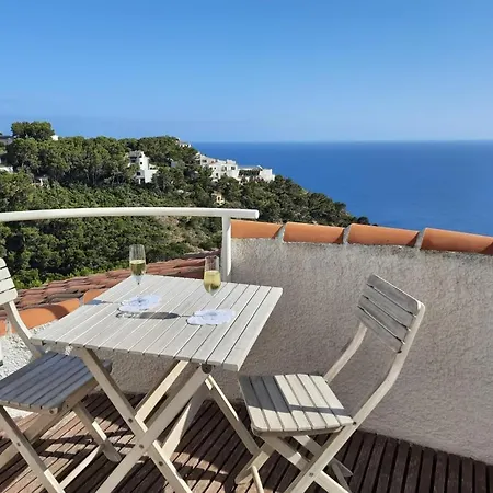 La Vista Al Mar